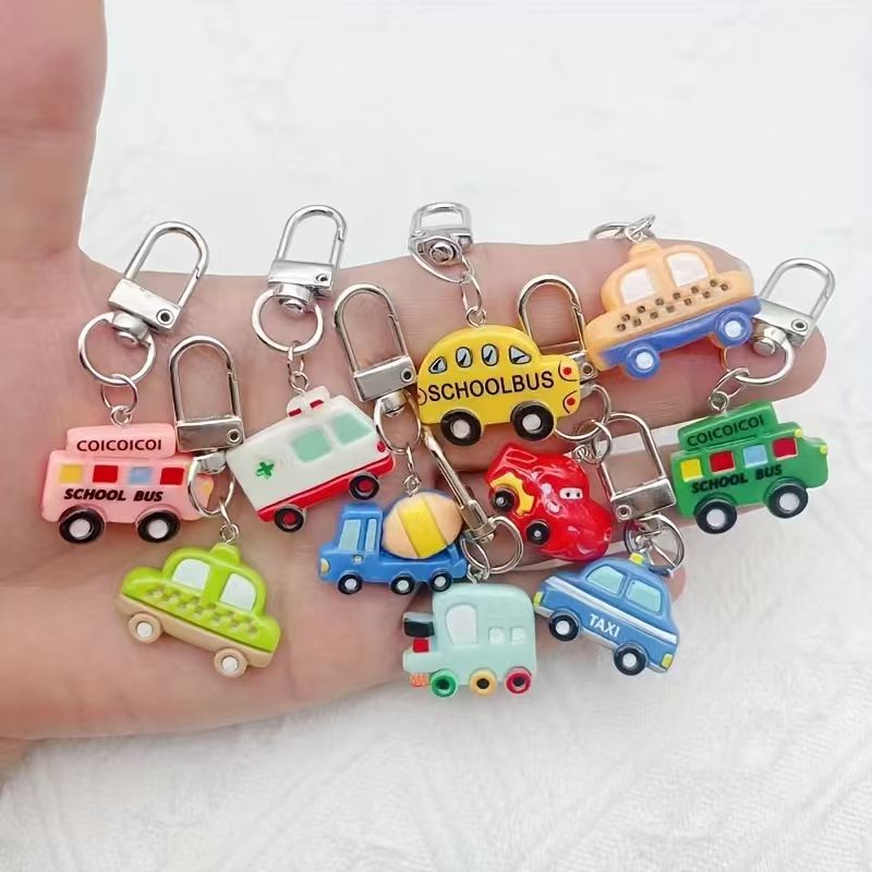 Car Accessories Gifts - 10 stuks hars cartoon autosleutelhanger, geschikt